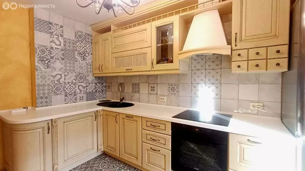 2-комнатная квартира: Екатеринбург, Опалихинская улица, 44 (52 м) - Фото 0