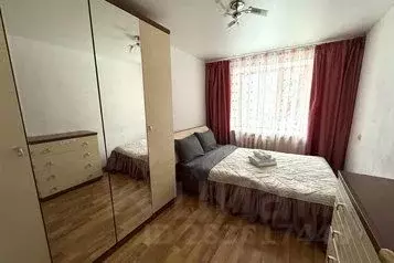 4-к кв. Ярославская область, Ярославль ул. Суркова, 6 (90.0 м) - Фото 0