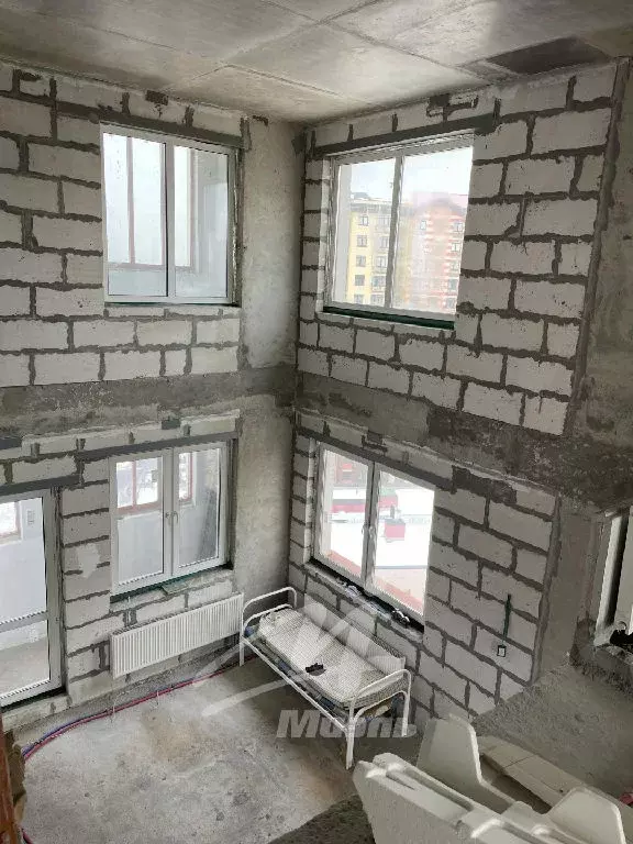 Продается 4-комнатная квартира - Фото 1