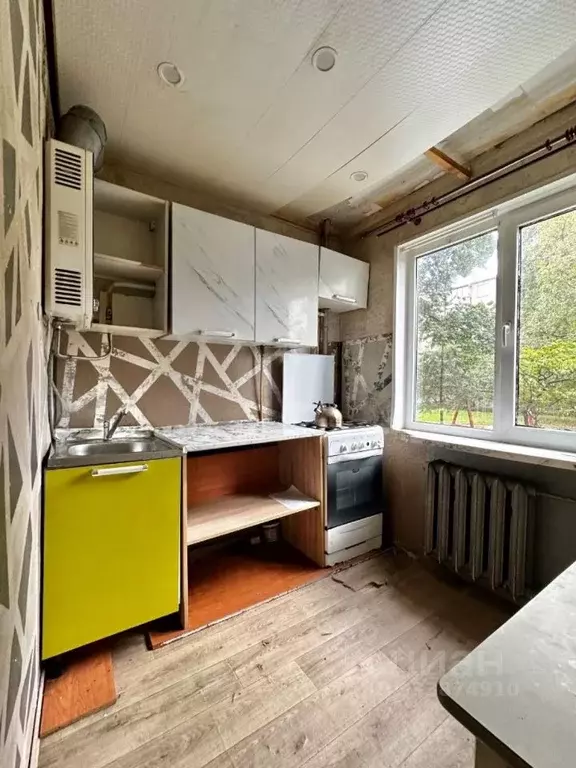 2-к кв. Псковская область, Псков Народная ул., 37 (44.5 м) - Фото 1