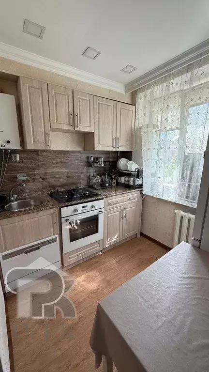 2-к. квартира, 42,1 м, 1/5 эт. - Фото 0