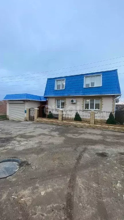 Дом в Астраханская область, с. Икряное  (125 м) - Фото 0