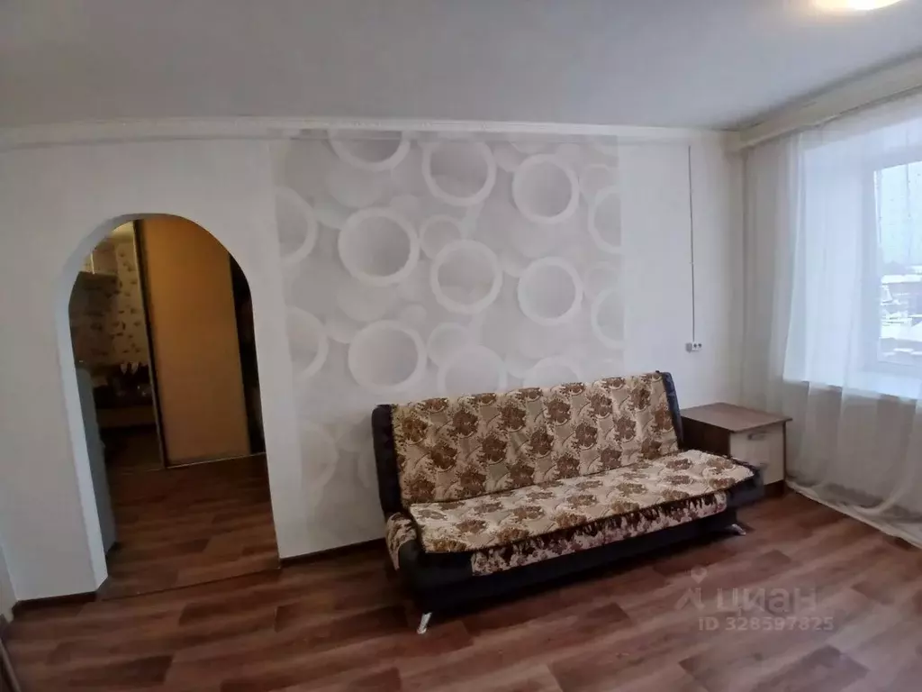 2-к кв. Красноярский край, Красноярск ул. Комбайностроителей, 7 (36.5 ... - Фото 1