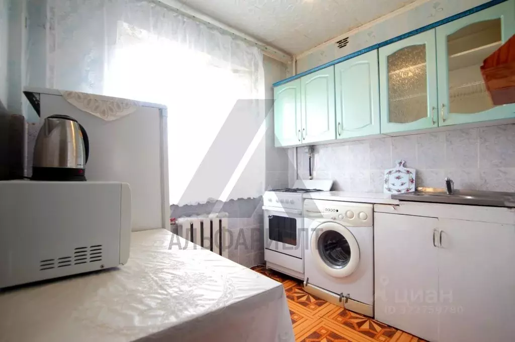 2-к кв. Омская область, Омский район, пос. Ростовка 11 (46.8 м) - Фото 1