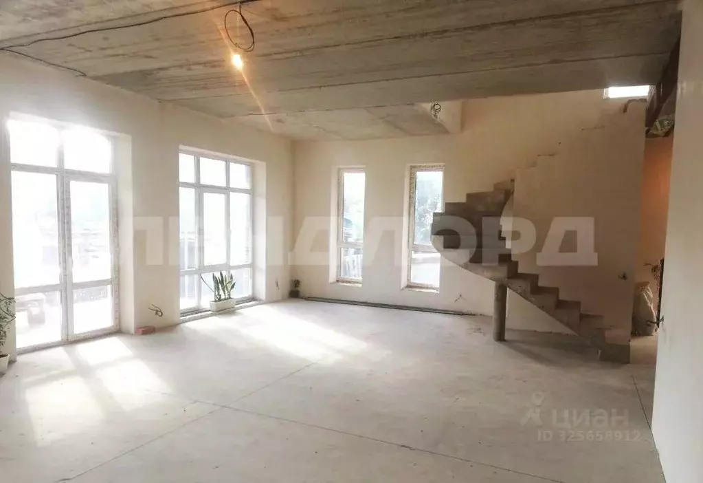 Дом в Ростовская область, Ростов-на-Дону ул. Закруткина (290 м) - Фото 2