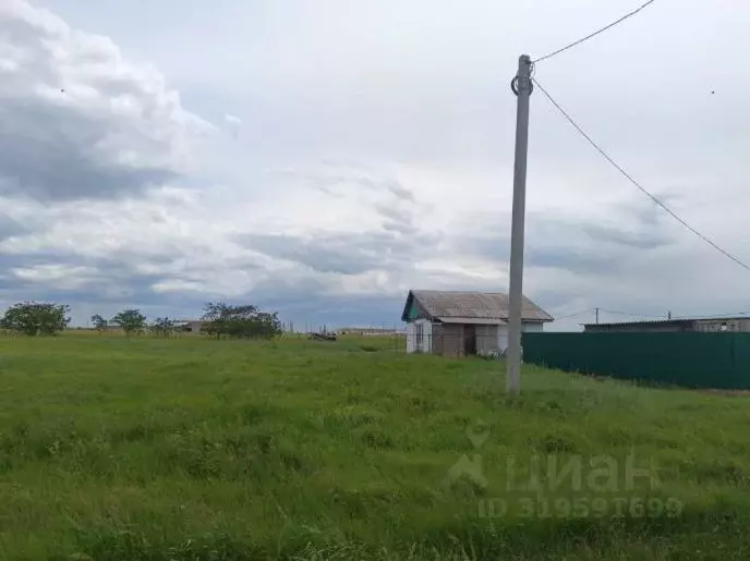 Участок в Краснодарский край, Ейский район, с. Кухаривка Одесская ул. ... - Фото 0