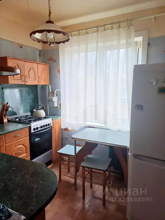 4-к кв. Новгородская область, Старая Русса ул. Александровская, 45 ... - Фото 2