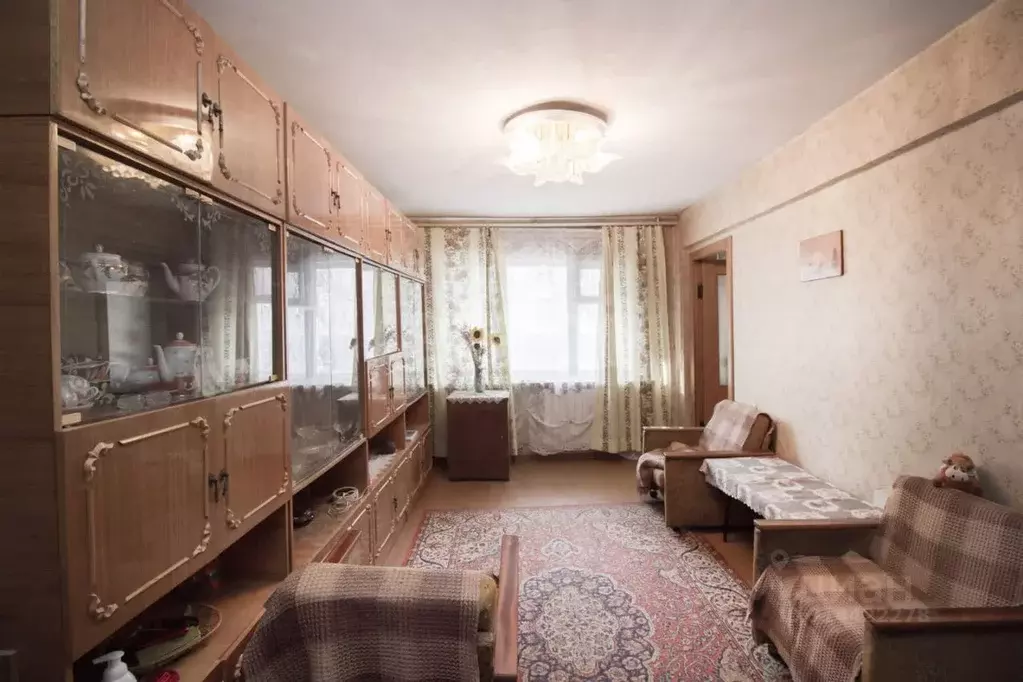 3-к кв. Калужская область, Калуга ул. Максима Горького, 4/26 (48.7 м) - Фото 0