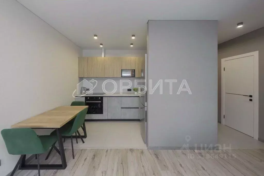 2-к кв. Тюменская область, Тюмень ул. Михаила Сперанского, 45 (60.9 м) - Фото 0