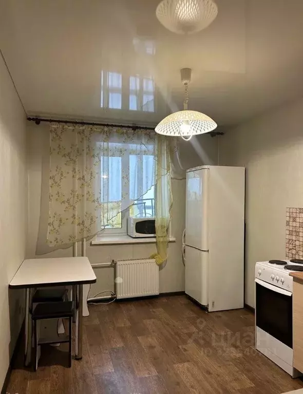 1-к кв. Тюменская область, Тюмень ул. Ю.-Р.Г. Эрвье, 10 (36.5 м) - Фото 1