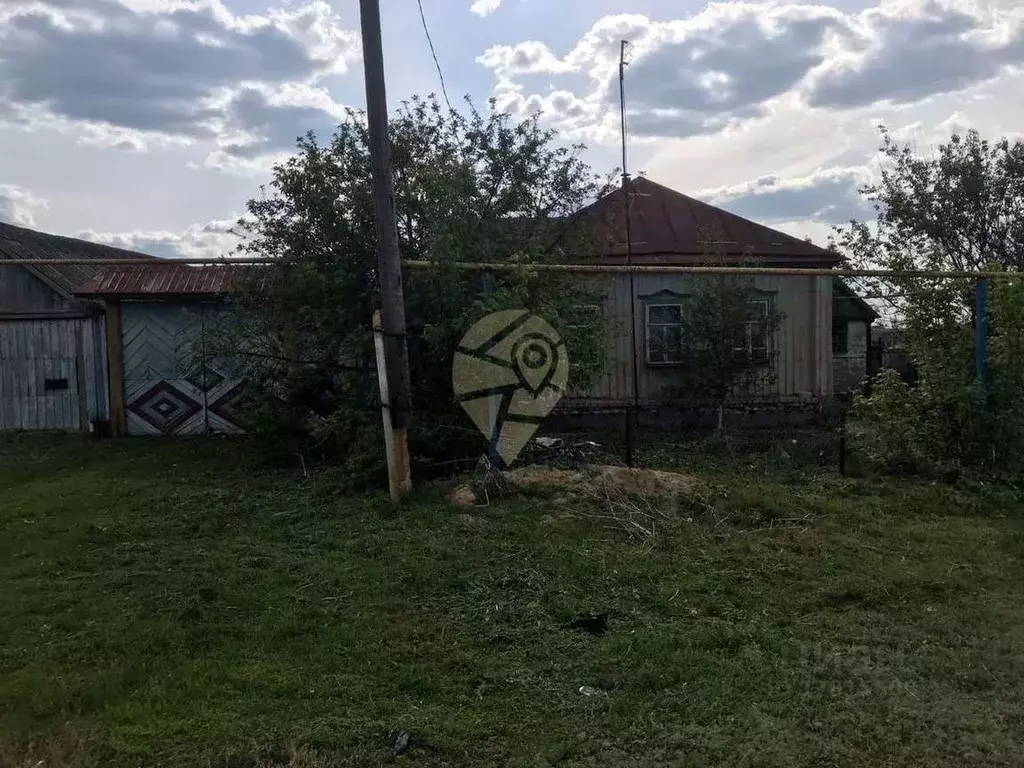 Дом в Белгородская область, Старооскольский городской округ, с. ... - Фото 1