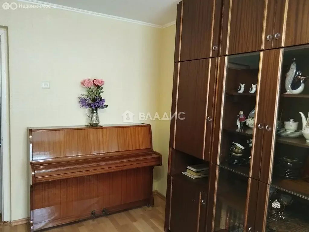 2-комнатная квартира: город Светлый, Пионерская улица, 5 (48.4 м) - Фото 1