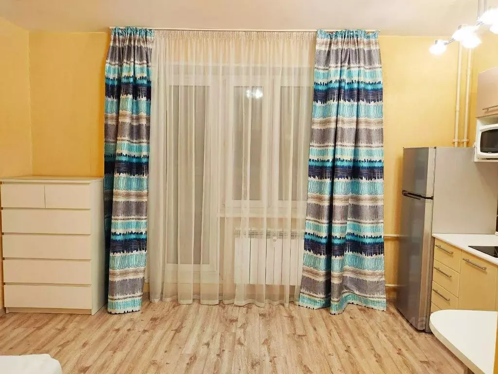 Студия Челябинская область, Челябинск ул. Братьев Кашириных, 117 (24.0 ... - Фото 2