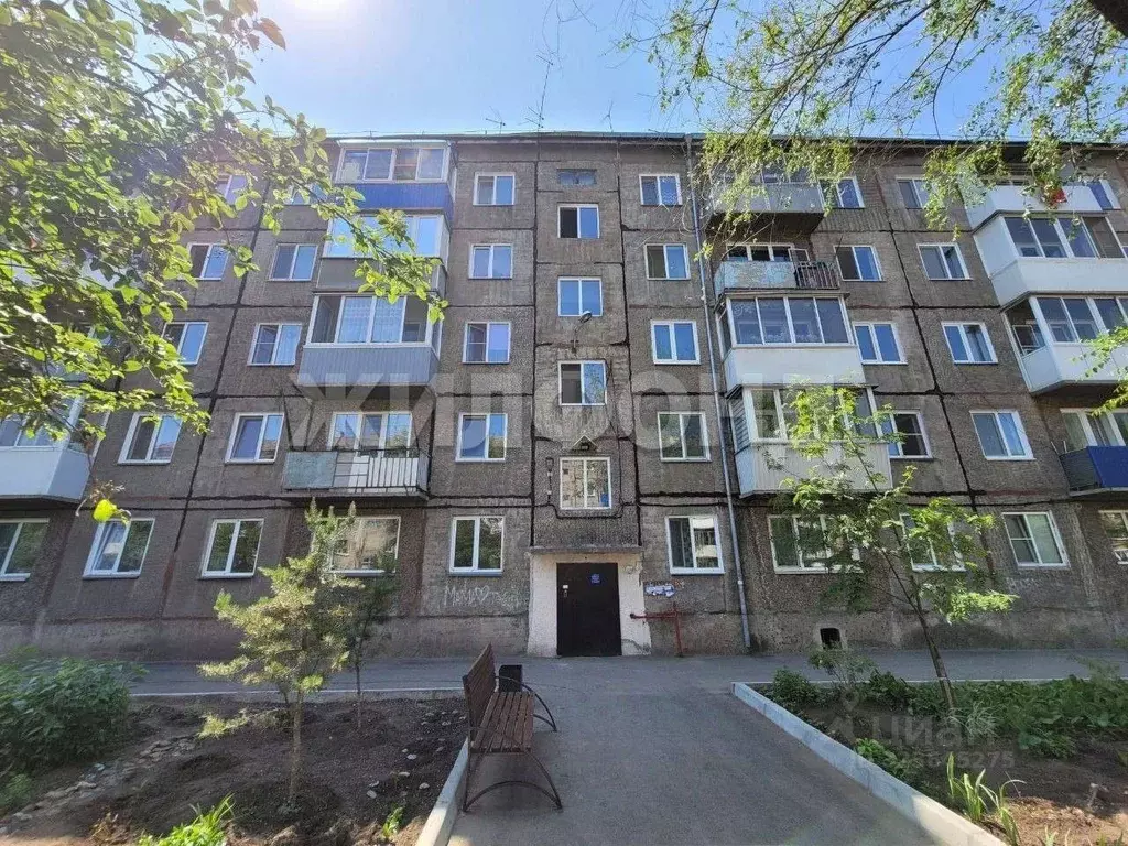 2-к кв. Хакасия, Черногорск просп. Космонавтов, 23А (47.0 м) - Фото 0