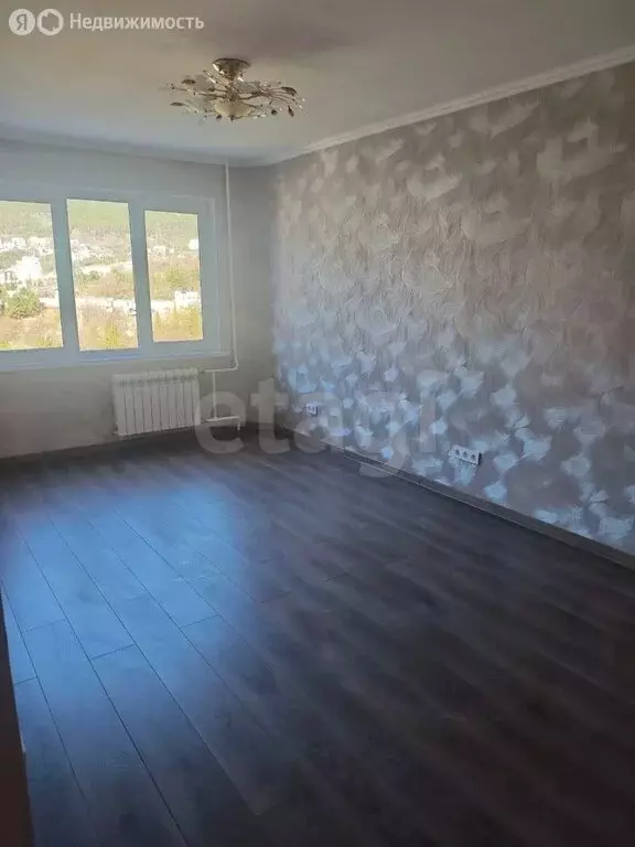 2-комнатная квартира: Ялта, Бакунинский проезд, 6 (56 м) - Фото 2