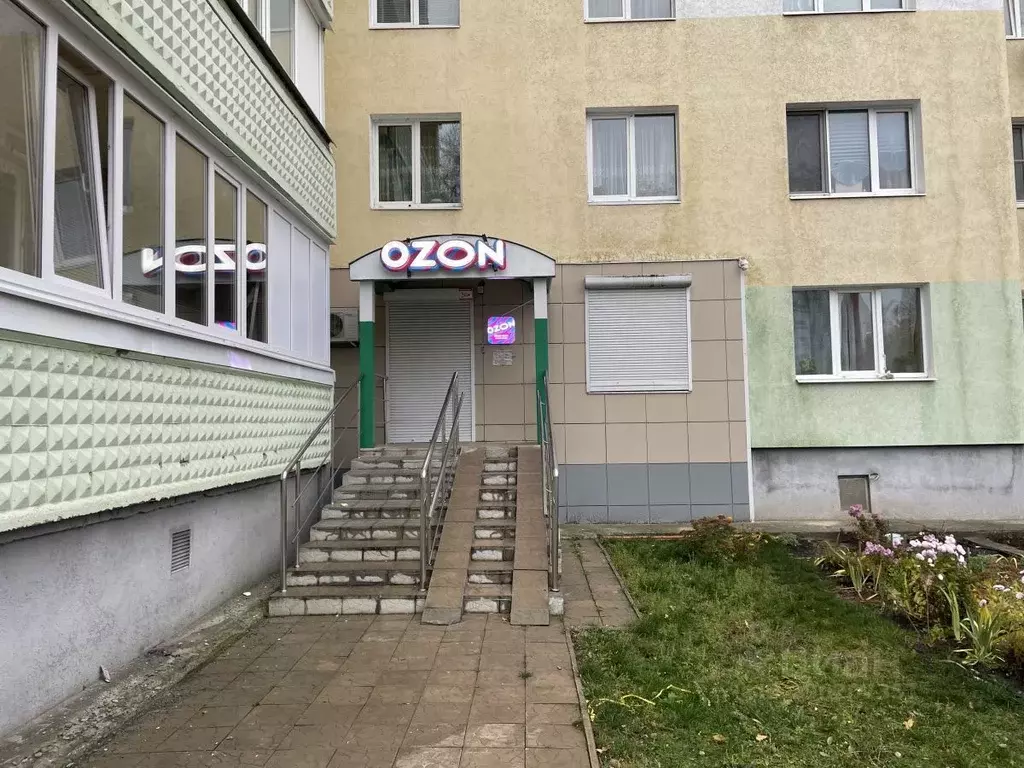 Торговая площадь в Белгородская область, Старый Оскол Макаренко мкр, ... - Фото 1