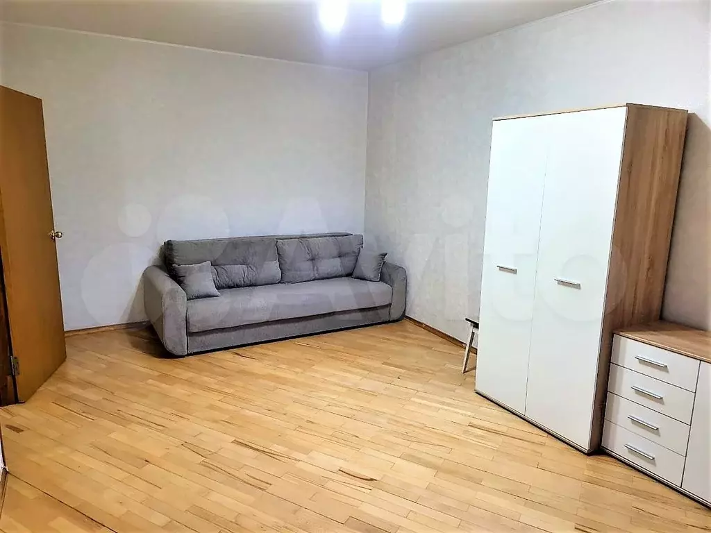 1-к. квартира, 40 м, 6/17 эт. - Фото 1