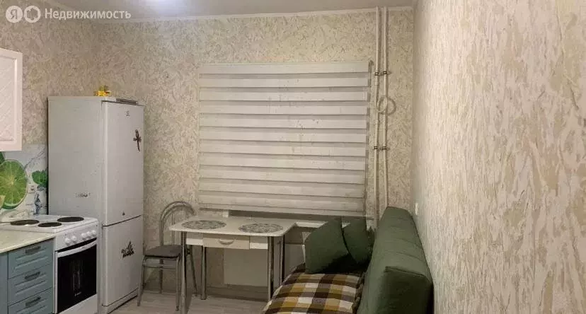 1-комнатная квартира: Камышлов, улица Машинистов, 2А (38.1 м) - Фото 2