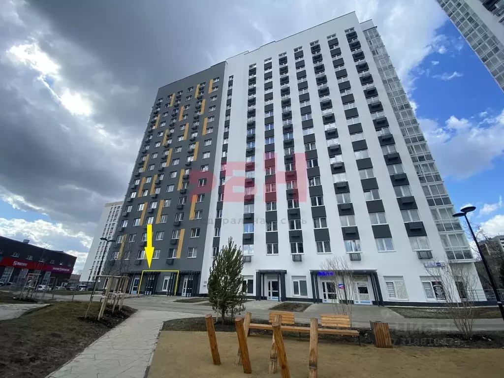 Торговая площадь в Свердловская область, Екатеринбург ул. 40-летия ... - Фото 1