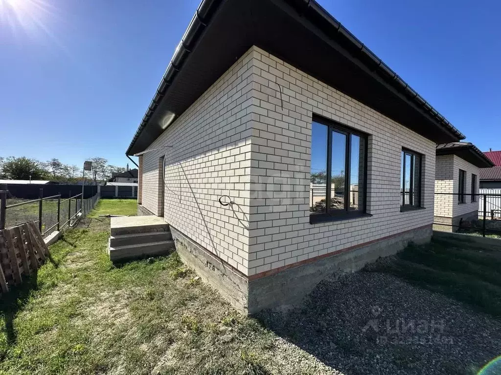 Дом в Краснодарский край, Темрюкский район, пос. Сенной Охотничий пер. ... - Фото 2