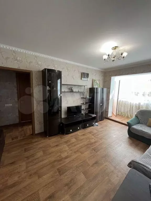 3-к. квартира, 60 м, 9/9 эт. - Фото 0