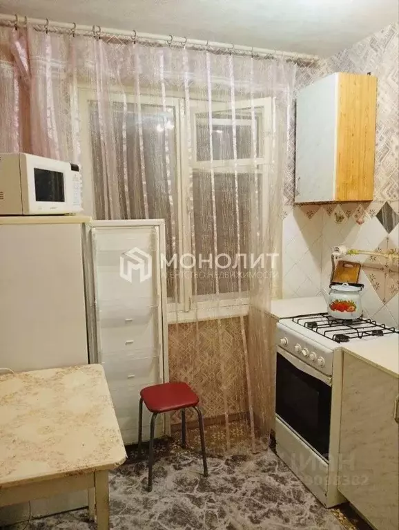 3-к кв. Белгородская область, Старый Оскол Весенний мкр, 31 (50.0 м) - Фото 1