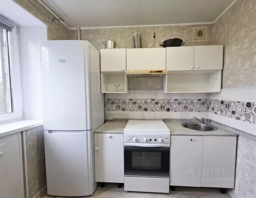 1-к кв. Омская область, Омск пос. Биофабрика, 21 (30.7 м) - Фото 2