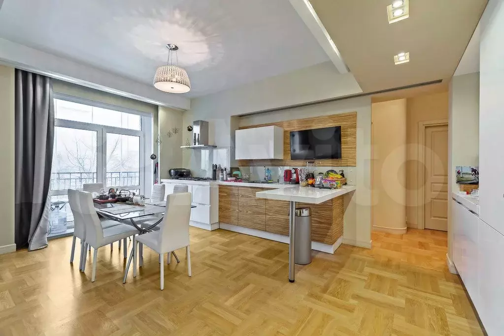 3-к. квартира, 80 м, 5/8 эт. - Фото 0