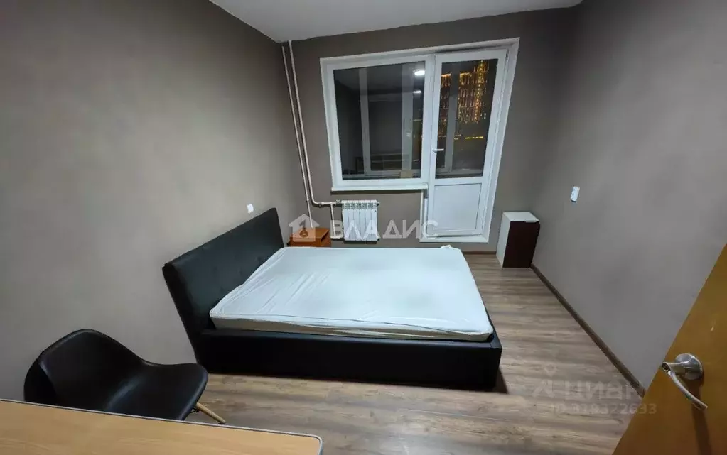 3-к кв. Санкт-Петербург ул. Дыбенко, 12к1Ж (58.7 м) - Фото 0