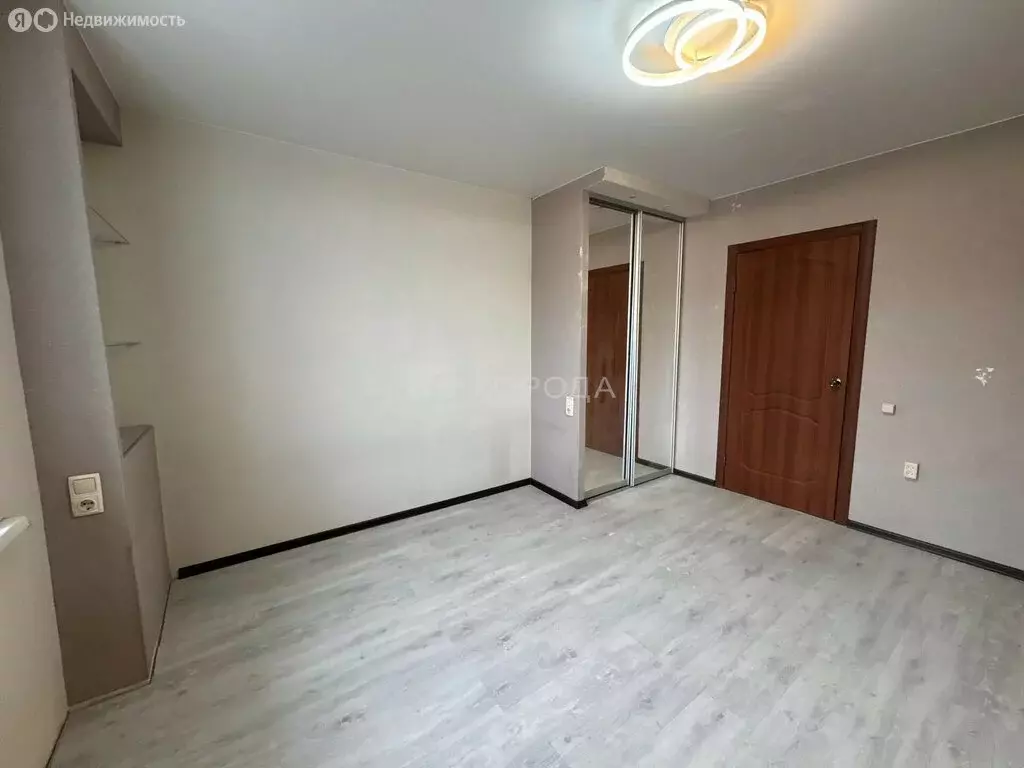 1к в 3-комнатной квартире (15 м) - Фото 1