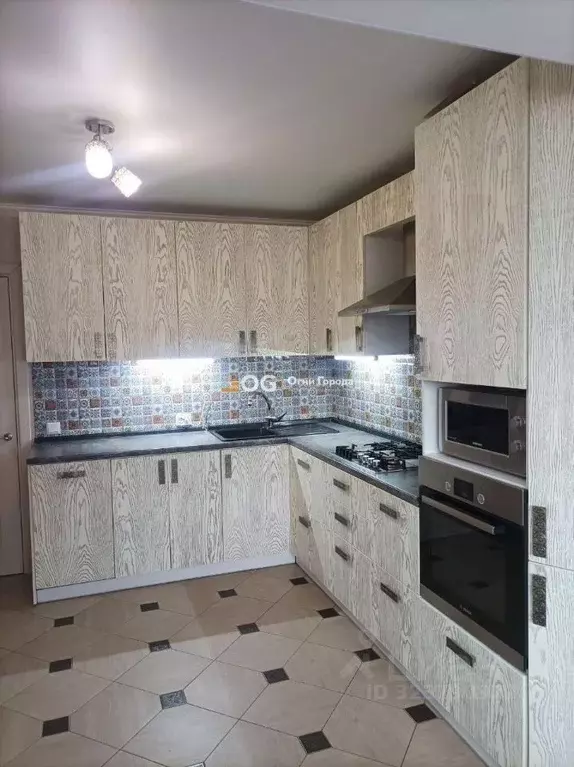 2-к кв. Брянская область, Брянск ул. Металлистов, 2 (78.0 м) - Фото 2