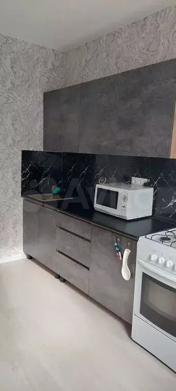 2-к. квартира, 70 м, 2/9 эт. - Фото 0