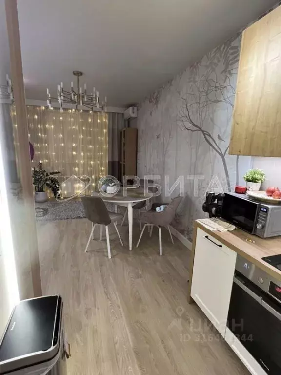 1-к кв. Тюменская область, Тюмень ул. Федюнинского, 30к4 (40.3 м) - Фото 1