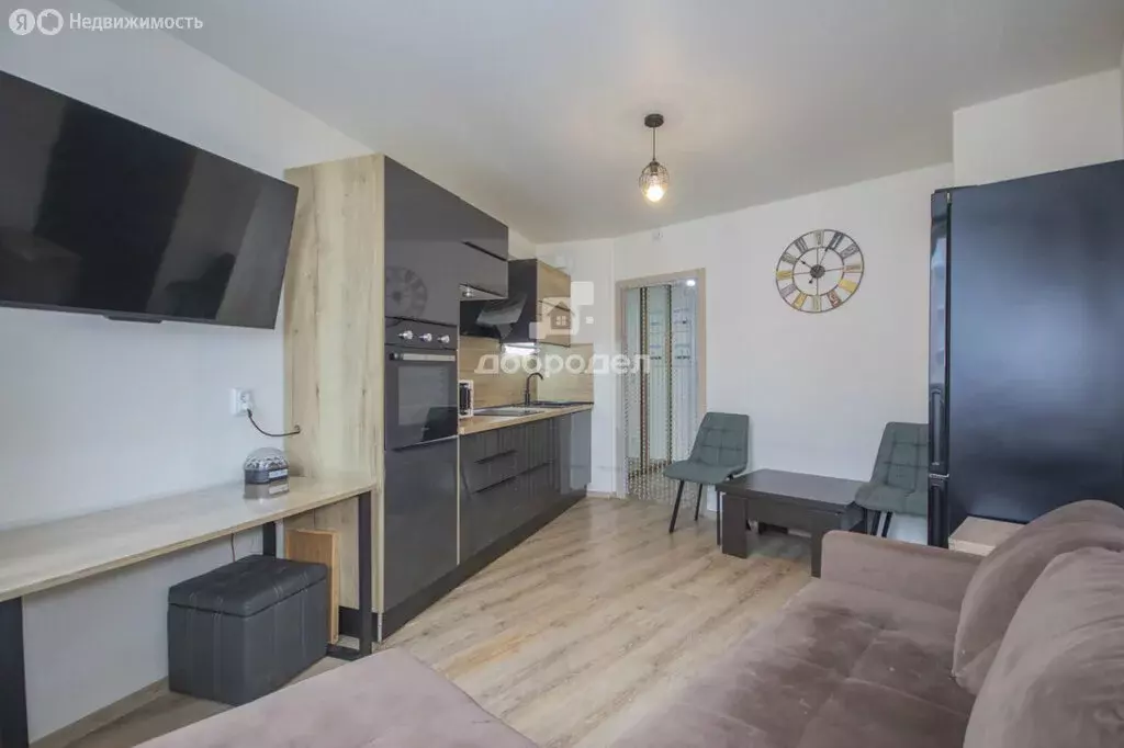 Квартира-студия: Екатеринбург, улица Академика Парина, 43 (22 м) - Фото 1