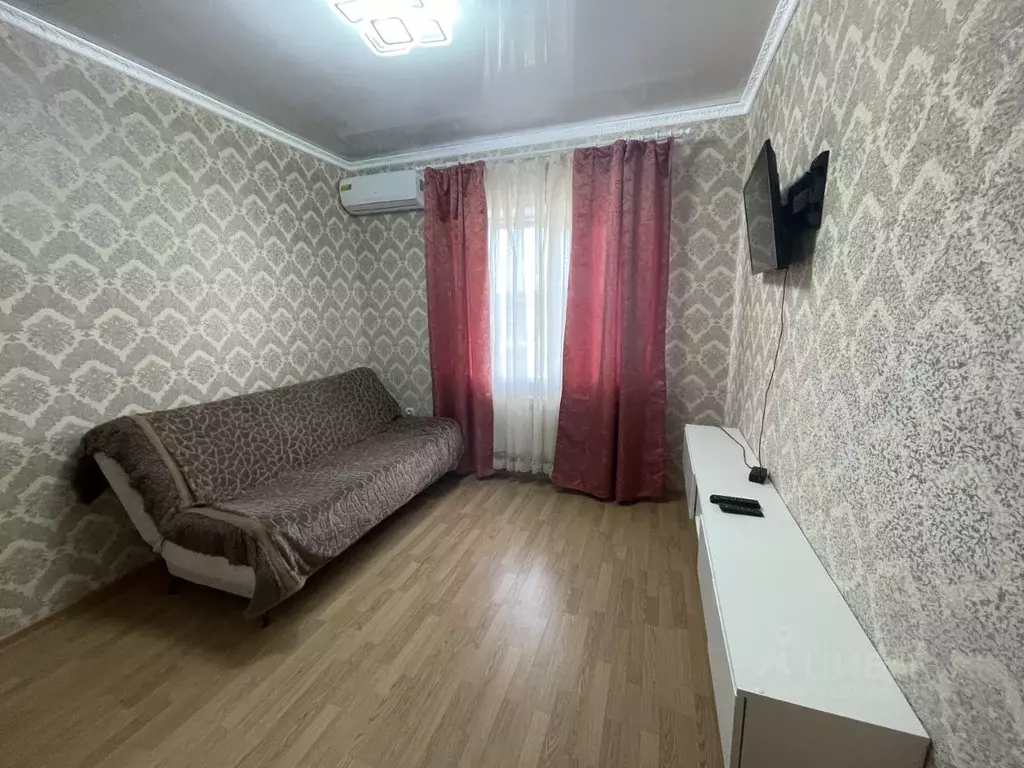 1-к кв. Краснодарский край, Горячий Ключ Новонабережная ул., 1Ж (33.0 ... - Фото 1