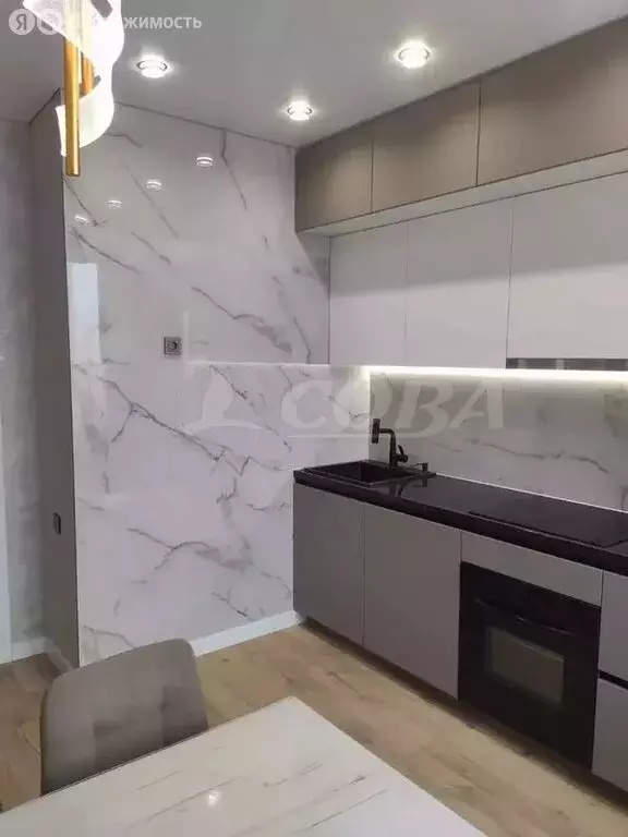 1-комнатная квартира: Тюмень, улица Тимофея Чаркова, 79 (34.4 м) - Фото 1