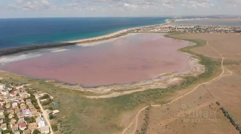 Участок в Крым, Сакский район, с. Штормовое  (6.0 сот.) - Фото 1