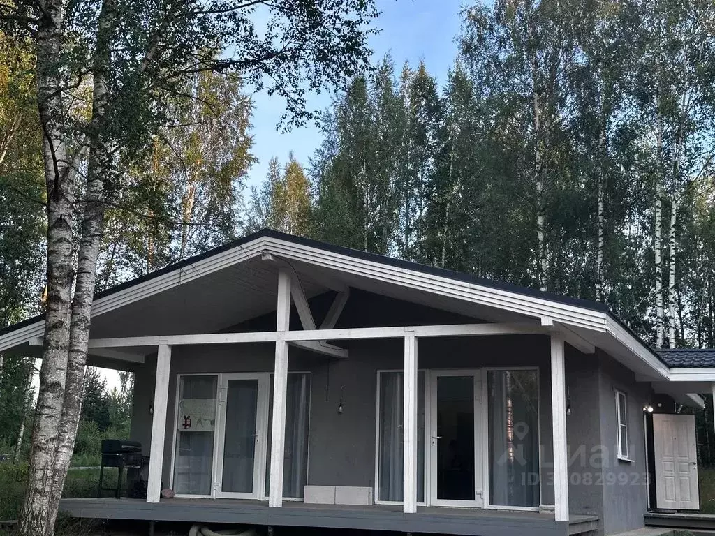 Дом в Ленинградская область, Приозерский район, Красноозерное с/пос, ... - Фото 1