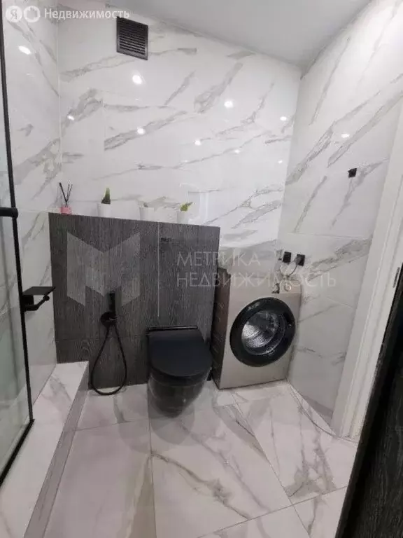 1-комнатная квартира: Тюмень, Краснооктябрьская улица, 14 (39.6 м) - Фото 2