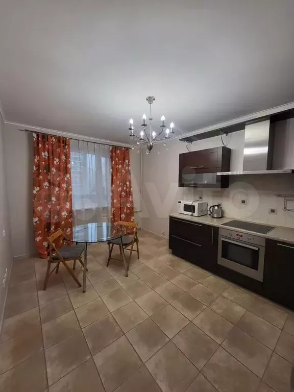 1-к. квартира, 50 м, 3/17 эт. - Фото 1