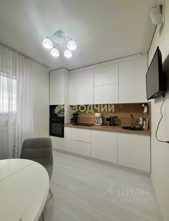 1-к кв. Чувашия, Чебоксары бул. Солнечный, 8к1 (33.9 м) - Фото 2