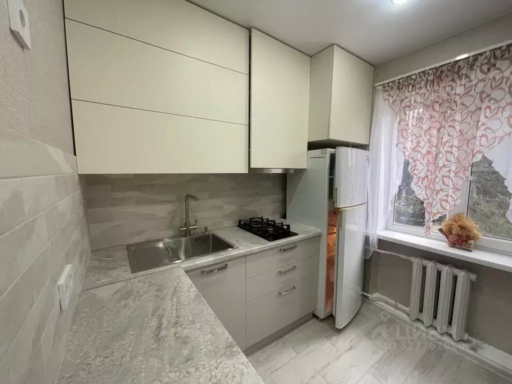 1-к кв. Краснодарский край, Темрюк ул. Ленина, 180 (30.0 м) - Фото 1