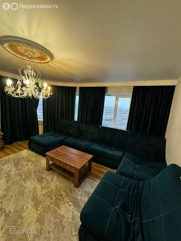 3-комнатная квартира: Астрахань, Боевая улица, 83Е (108.7 м) - Фото 0