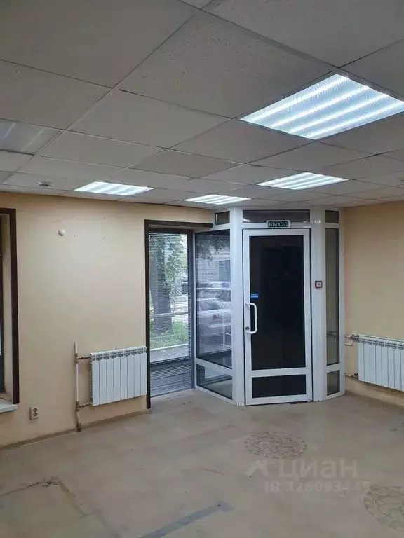 Помещение свободного назначения в Свердловская область, Екатеринбург ... - Фото 2