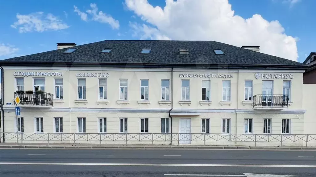 Здание с арендаторами 1 111,6 м2 в центре Клина - Фото 1
