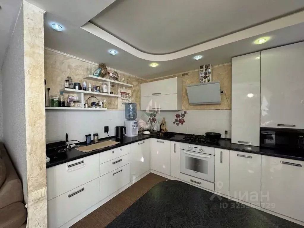 3-к кв. Саратовская область, Энгельс Полиграфическая ул., 69А (61.4 м) - Фото 1