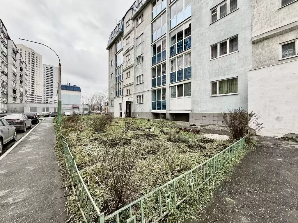 2-к кв. Свердловская область, Екатеринбург ул. Походная, 63 (52.4 м) - Фото 1