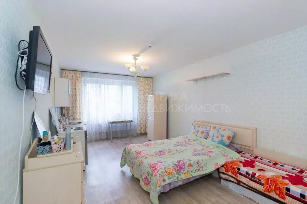 1-к кв. Тюменская область, Тюмень ул. Федюнинского, 58к1 (40.9 м) - Фото 0