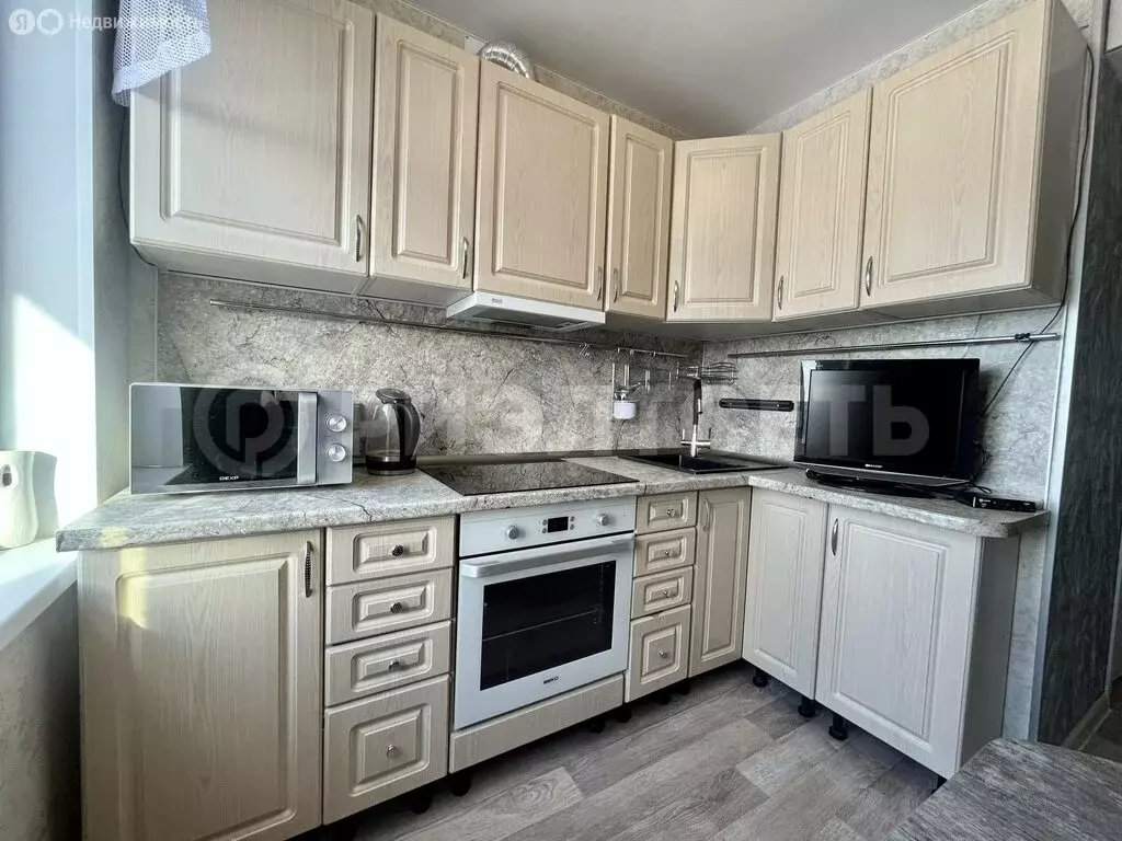 1-комнатная квартира: Мурманск, улица Зои Космодемьянской, 21 (29.4 м) - Фото 1