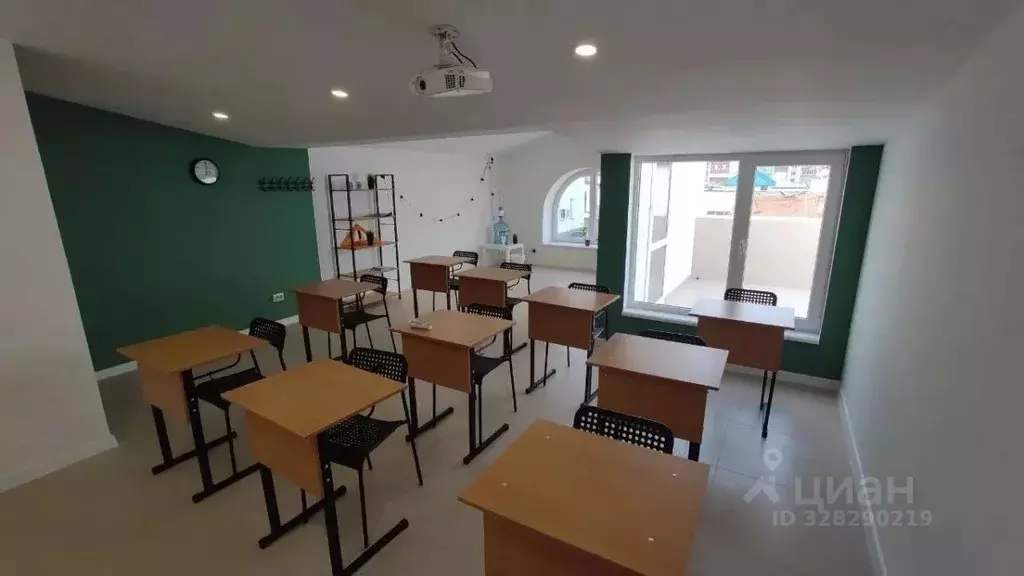 Помещение свободного назначения в Крым, Евпатория просп. Победы, ... - Фото 2